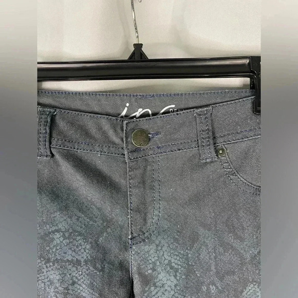 INC International Concepts faux‎ snake patterned pants - Picture 4 of 6